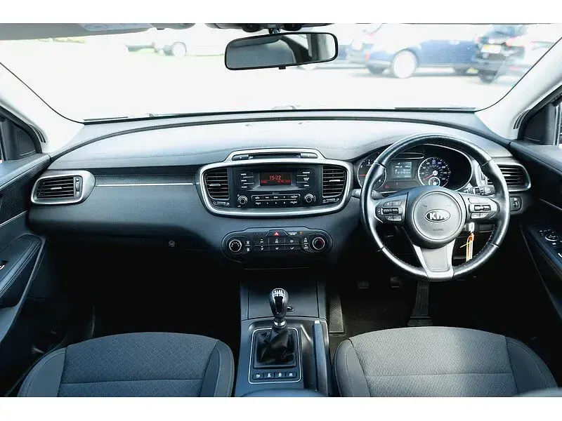 Used Kia Sorento 200 HP (147 kW) 2015 Grey SUV
