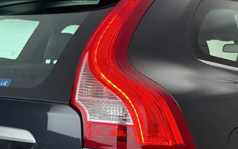 Used Volvo XC60 R-Design 190 HP (139 kW) 2015 Grey SUV