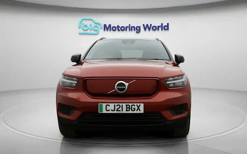 Used Volvo XC40 Dynamic 300 kW (408 HP) 2021 Red SUV
