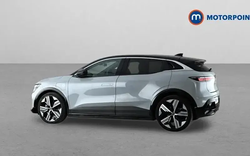 Used Renault Megane E-Tech Iconic 160 kW (218 HP) 2023 Grey Hatchback