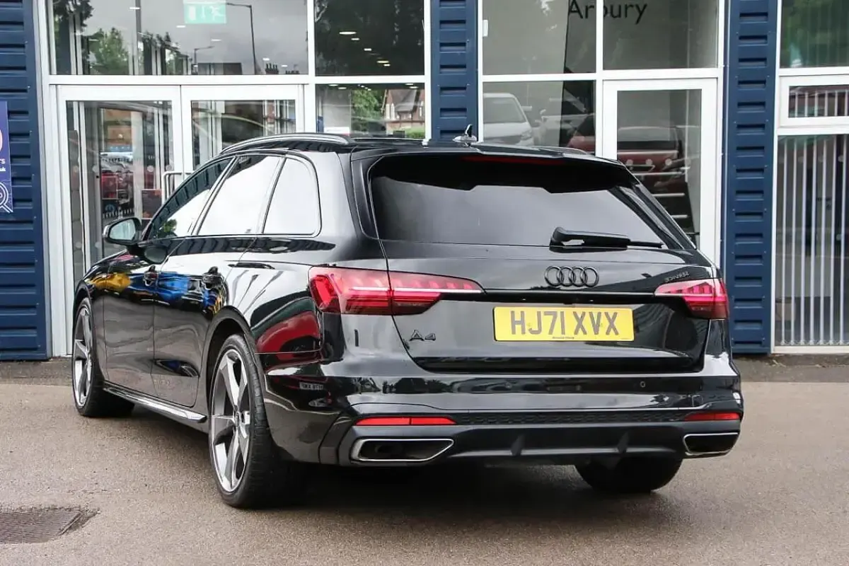Used Audi A4 Black Edition 148 HP (108 kW) 2021 Black Estate