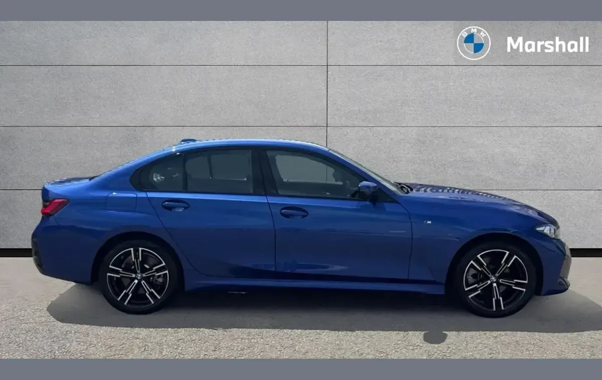 Used BMW 330 M Sport 288 HP (211 kW) 2025 Blue Sedan