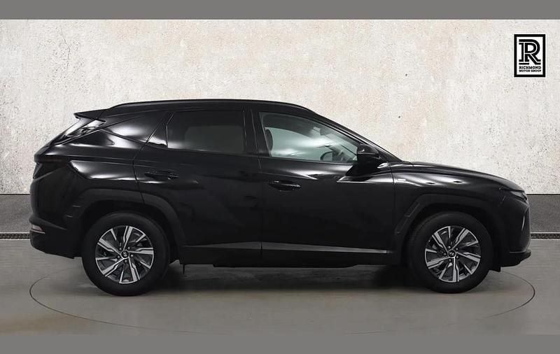 Second-hand Hyundai Tucson SE 147 CP (108 kW) 2023 Negru SUV