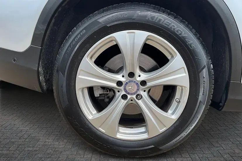 Used Mercedes GLC250 Premium 204 HP (150 kW) 2016 Iridium silver SUV
