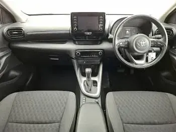 Used Toyota Yaris 116 HP (85 kW) 2023 White Hatchback