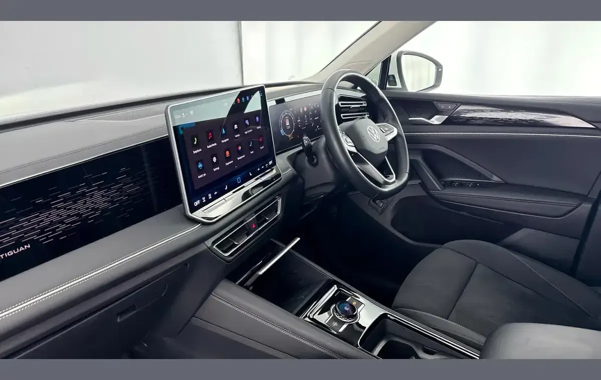 Usado VW Tiguan Edition 147 CV (108 kW) 2024 Blanco SUV