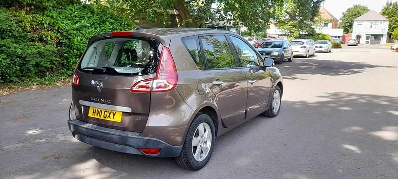 Used Renault Scénic III Dynamique 110 HP (80 kW) 2011 Bronze MPV
