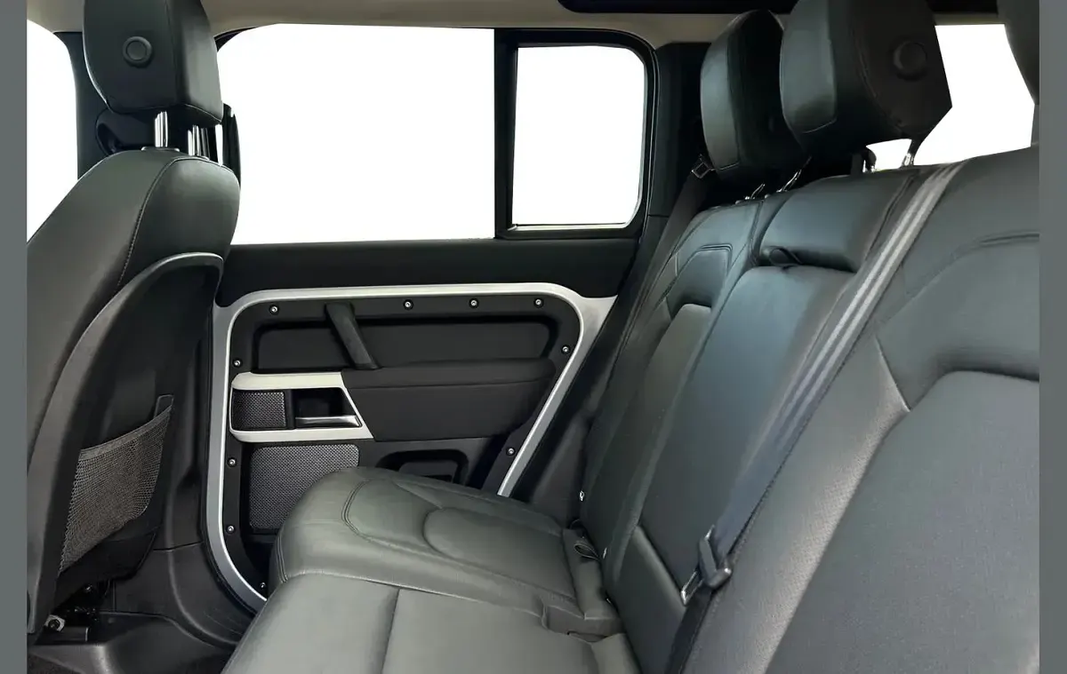 Used Land Rover Defender 245 HP (180 kW) 2022 Silver SUV