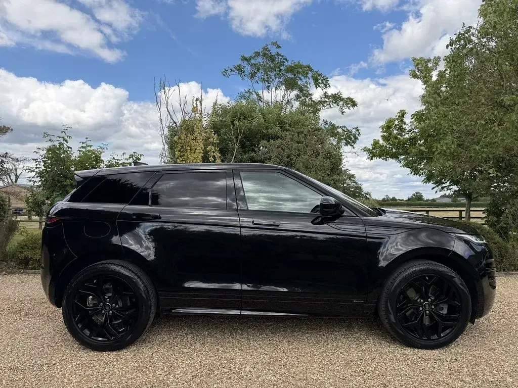 Used Land Rover Range Rover evoque SE Dynamic 249 HP (183 kW) 2019 Black SUV