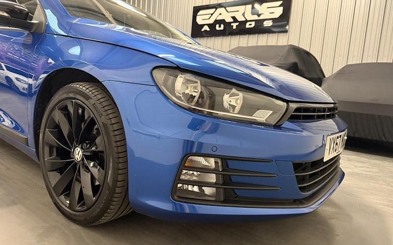 Begagnad VW Scirocco GT 180 HK (132 kW) 2017 Blå Sportkupé
