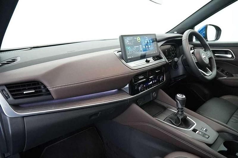 Used Nissan Qashqai Tekna 138 HP (101 kW) 2025 Blue SUV