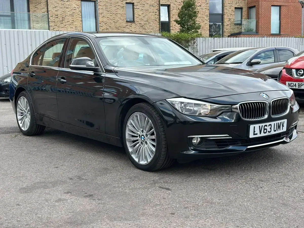Used BMW 320 Luxury Line 184 HP (135 kW) 2014 Black Sedan