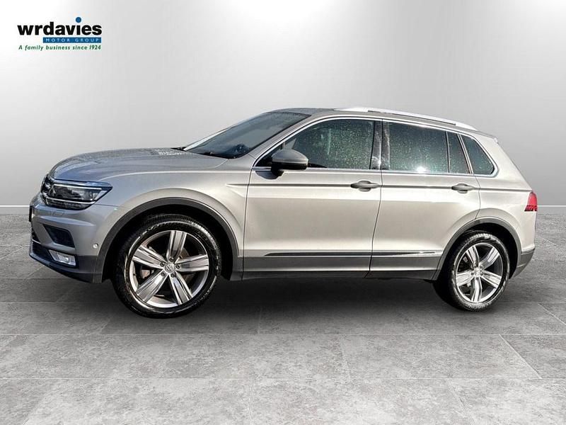 Used VW Tiguan SEL 180 HP (132 kW) 2016 Silver SUV