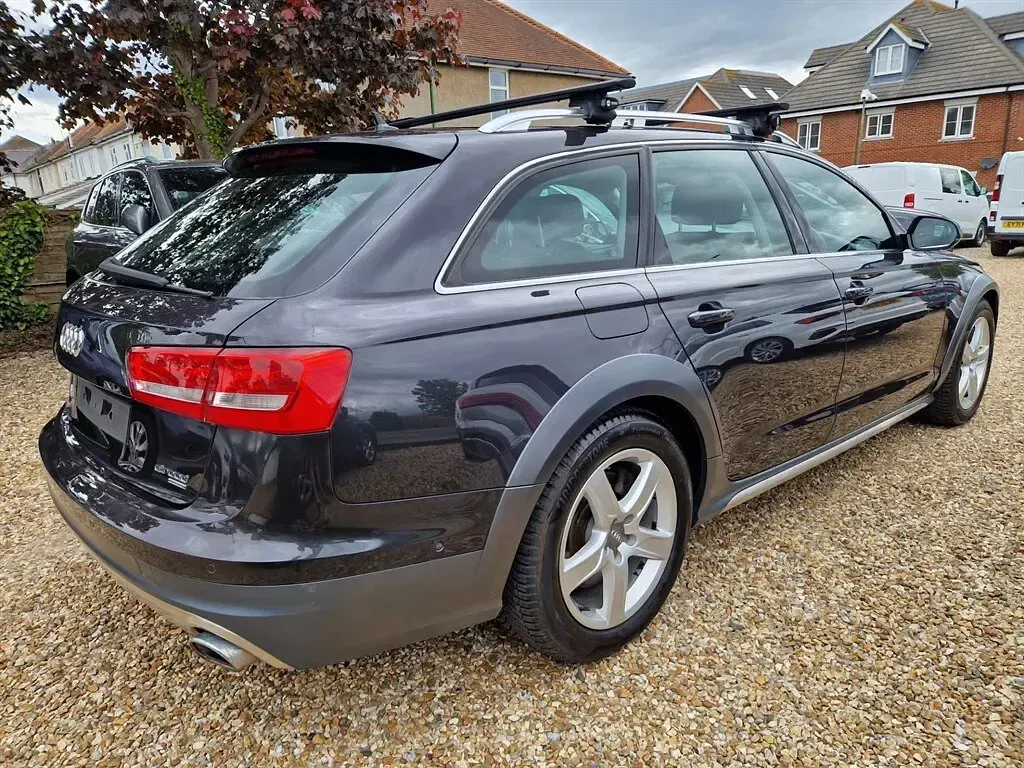 Used Audi A6 Allroad Design 204 HP (150 kW) 2013 Grey Estate