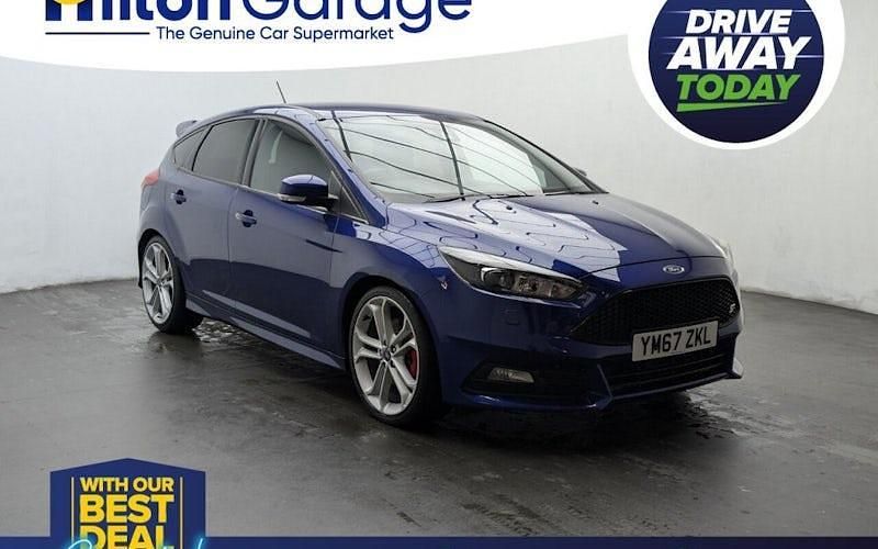 Used Ford Focus ST 185 HP (136 kW) 2016 Blue Hatchback