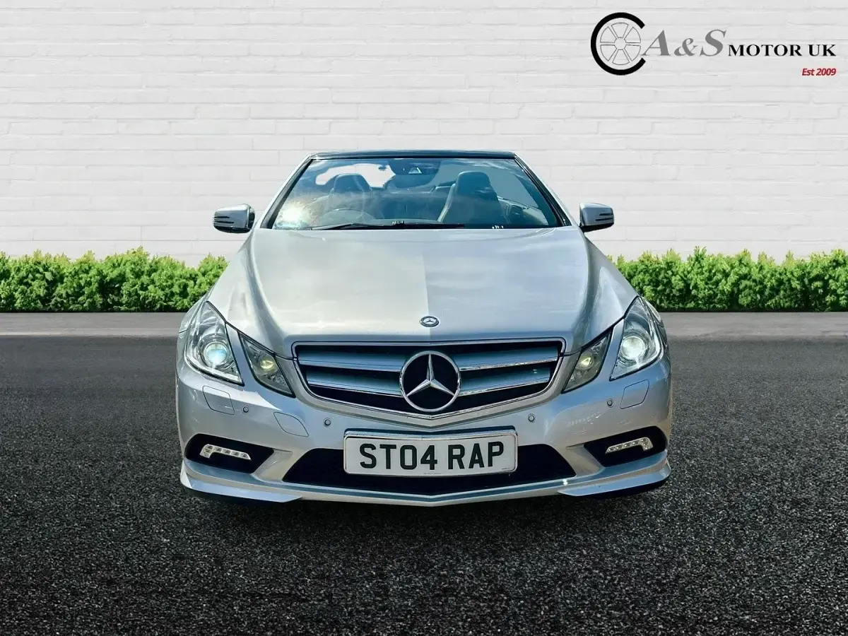 Used Mercedes E220 168 HP (123 kW) 2011 Silver Cabriolet
