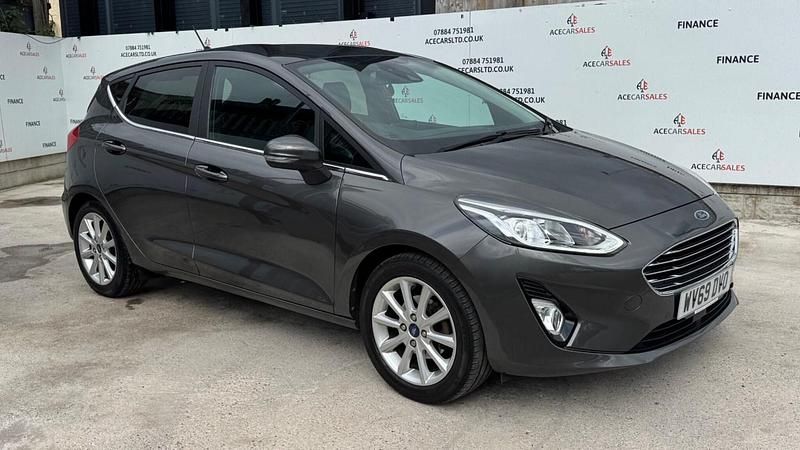 Used Ford Fiesta Titanium X 100 HP (73 kW) 2019 Grey Hatchback