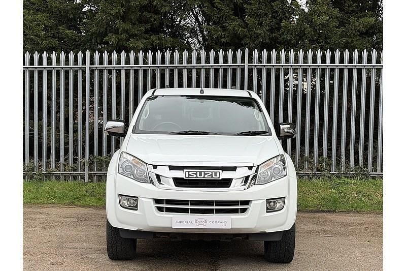 Used Isuzu D-Max 2016 White Pickup