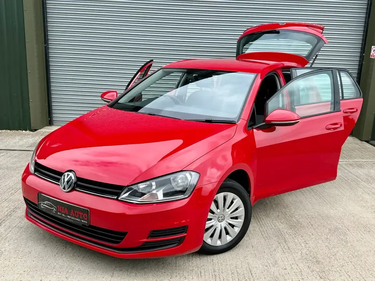Used VW Golf VII S 2013 Red Hatchback