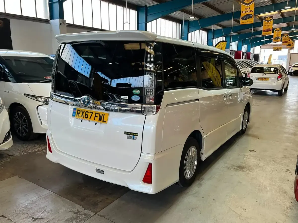 Used Toyota Voxy 2026 White MPV