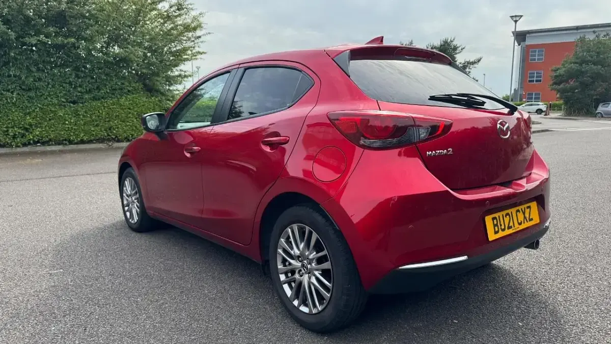 Used Mazda 2 Inclusive 89 HP (65 kW) 2021 Red