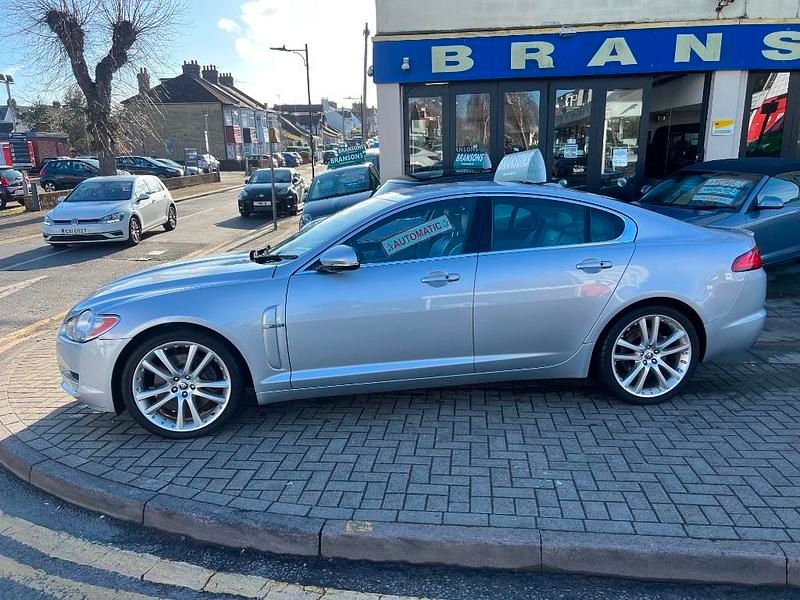 Second-hand Jaguar XF Premium Luxury 2011 Argintiu Berlinǎ