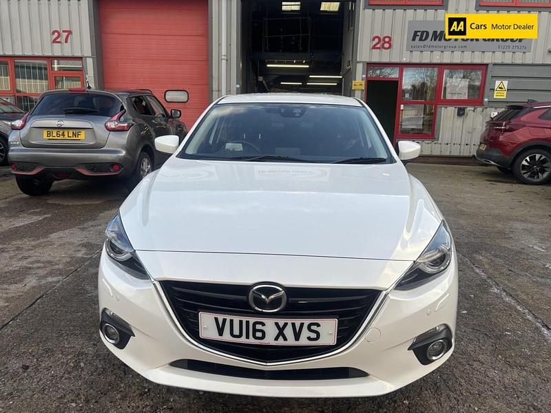 Used Mazda 3 Inclusive 105 HP (77 kW) 2016 White Sedan