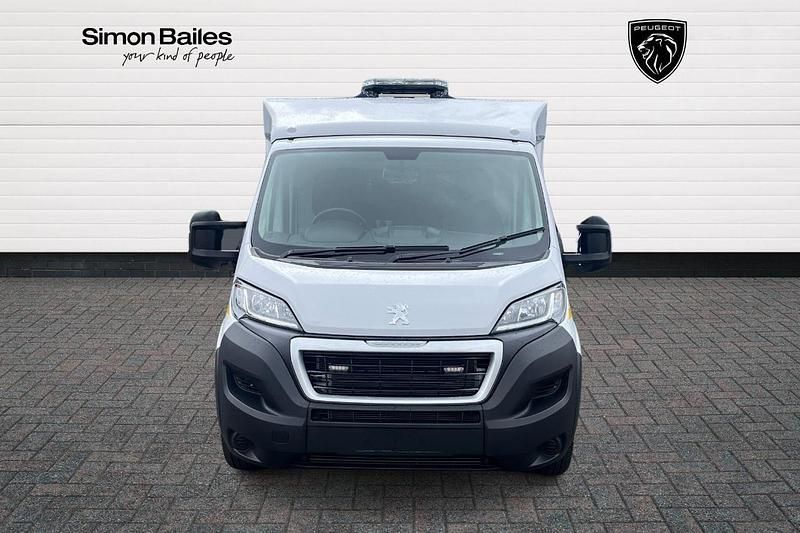 Used Peugeot Boxer Premium 140 HP (102 kW) 2024 White Van