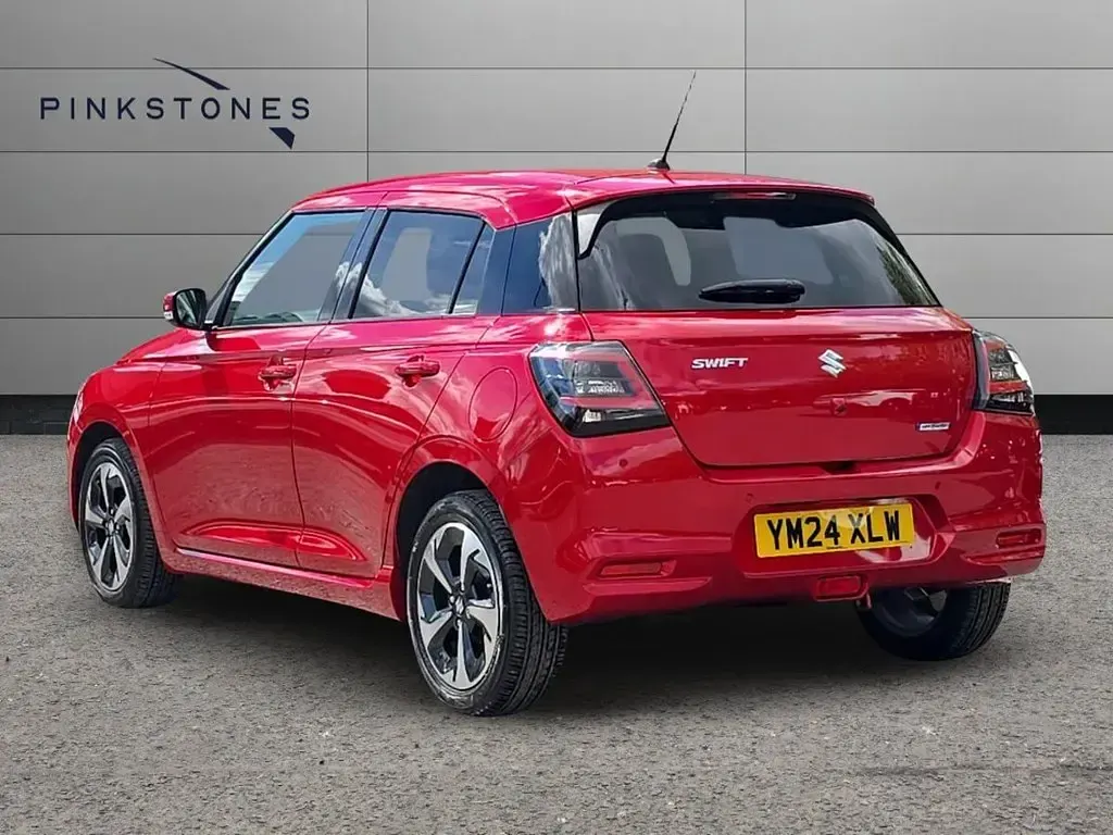 Used Suzuki Swift 82 HP (60 kW) 2024 Red Hatchback