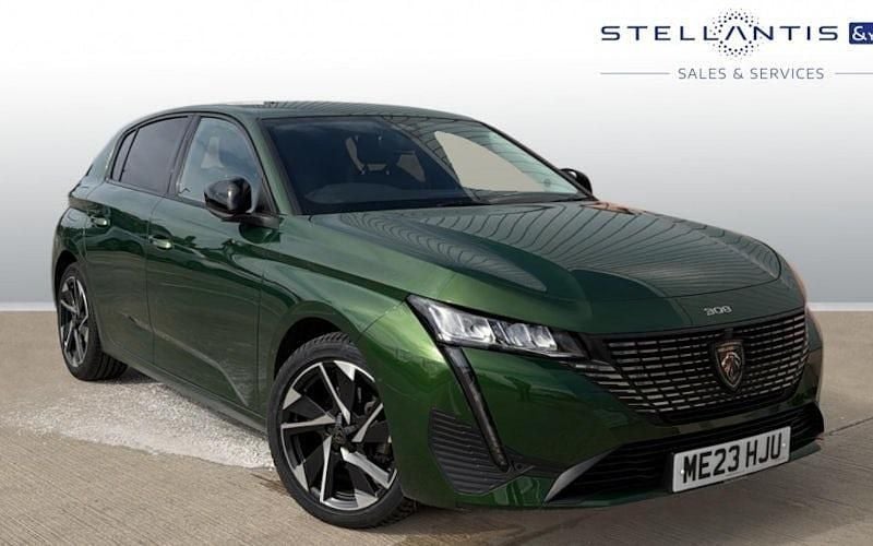 Used Peugeot 308 Allure Premium 131 HP (96 kW) 2023 Green Hatchback