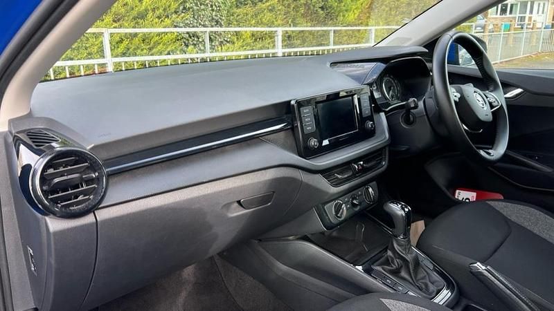 Used Skoda Fabia Comfort 110 HP (80 kW) 2024 Blue Hatchback