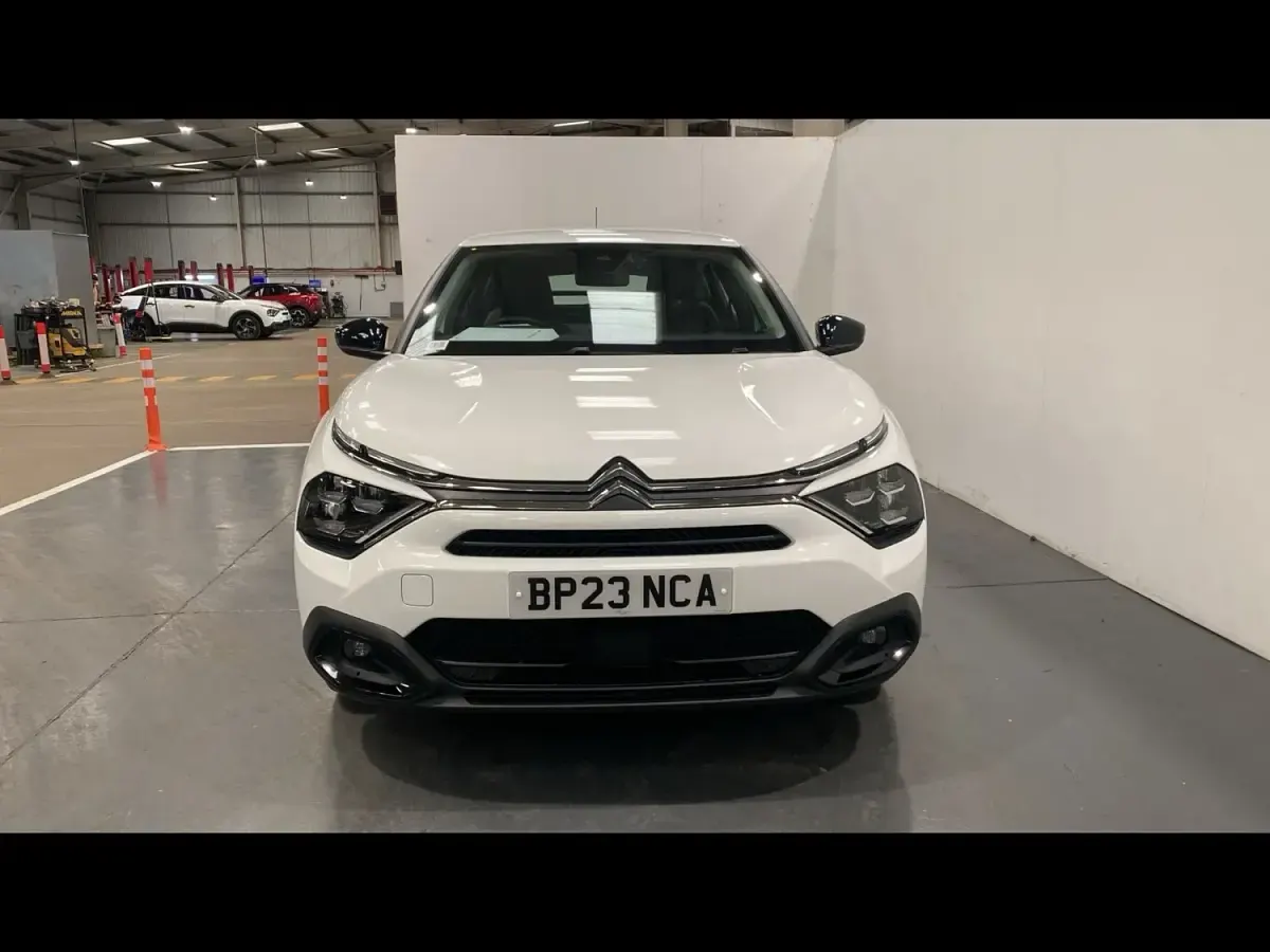 Używany Citroën C4 PureTech 2023 Biały SUV