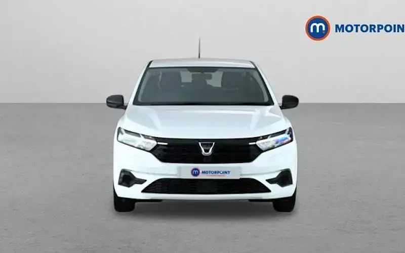 Used Dacia Sandero Essentiel 67 HP (49 kW) 2021 White Hatchback