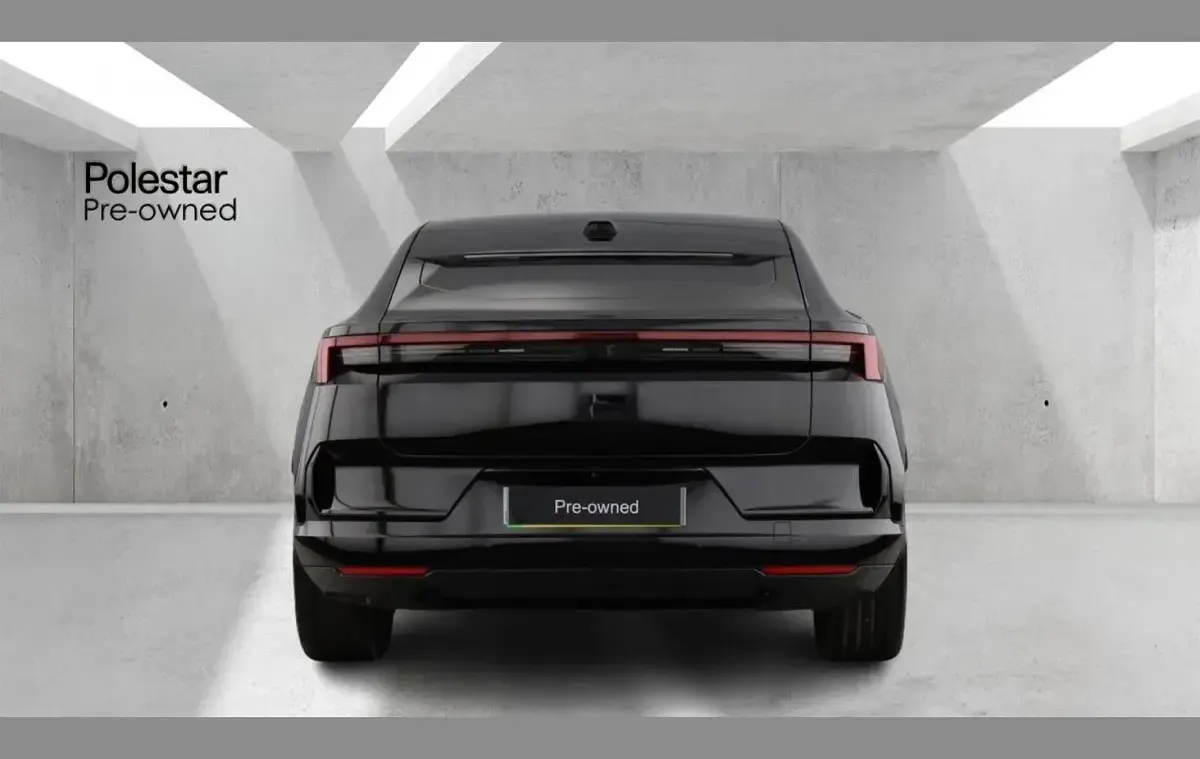 New Polestar 4 Plus 196 kW (267 HP) 2025 Black SUV