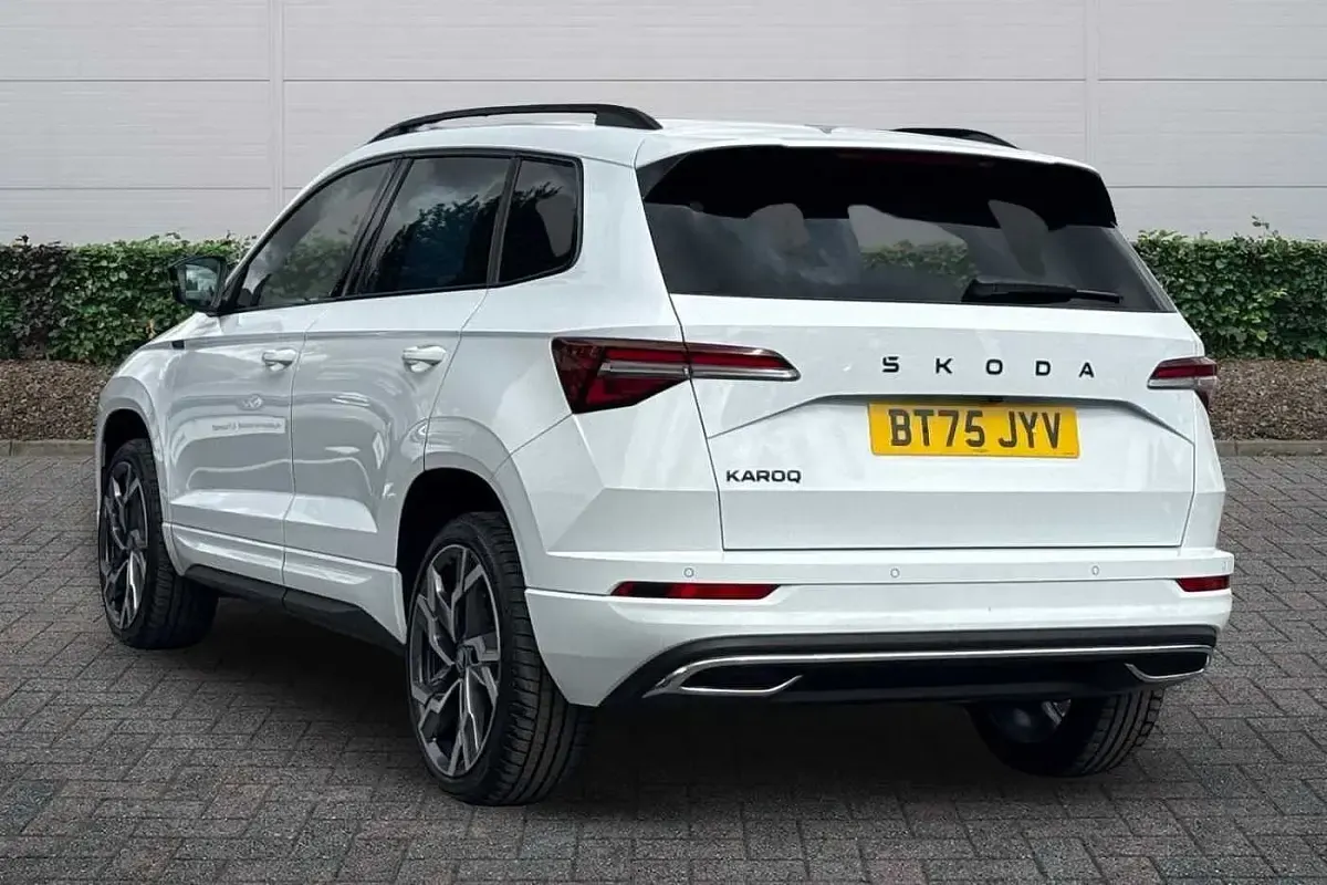 New Skoda Karoq SportLine 150 HP (110 kW) 2026 Moon white metallic SUV