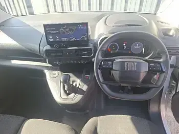 Usado Fiat Doblò 2024 Branco Monovolume