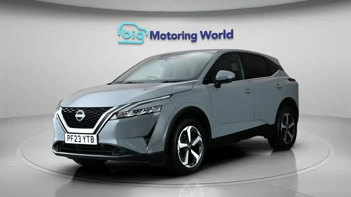 Used Nissan Qashqai N-Connecta 140 HP (102 kW) 2023 Grey SUV