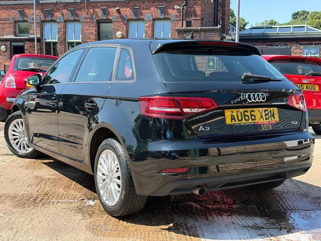 Used Audi A3 Sportback Design 110 HP (80 kW) 2016 Black Hatchback