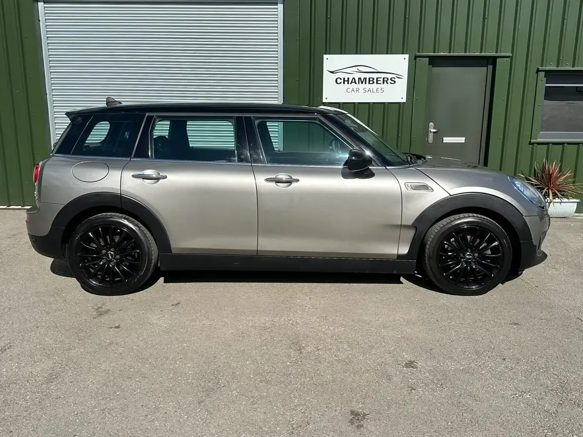 Used Mini Cooper Clubman 136 HP (100 kW) 2017 Silver Estate