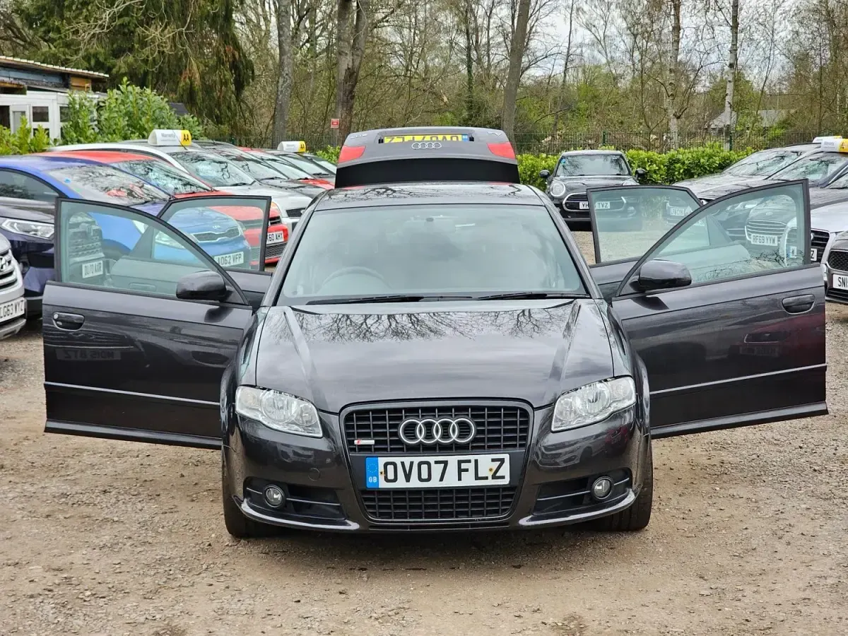 Gebraucht Audi A4 S-Line 2007 Grau Limousine