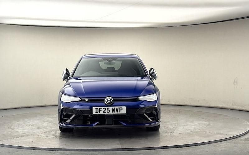 Used VW Golf VIII R 333 HP (244 kW) 2025 Lapiz blue Hatchback