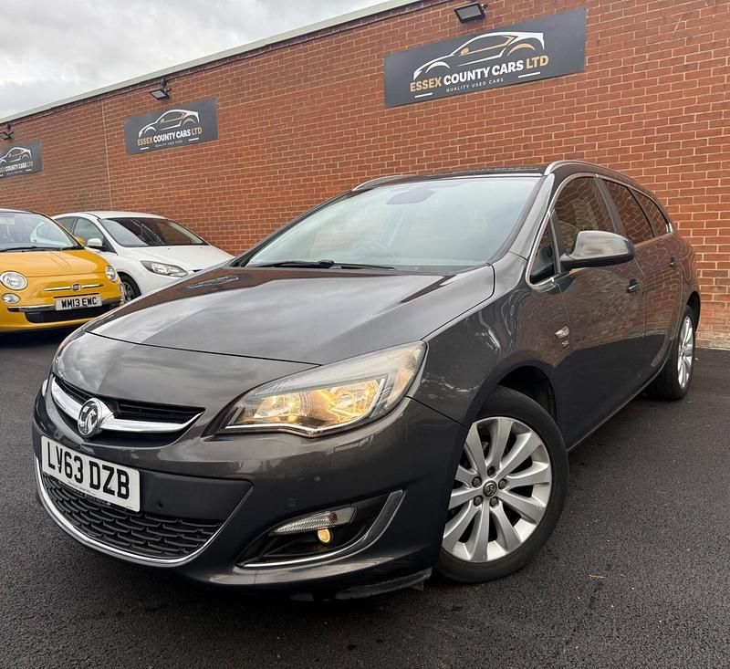 Used Vauxhall Astra 2013 Grey Estate