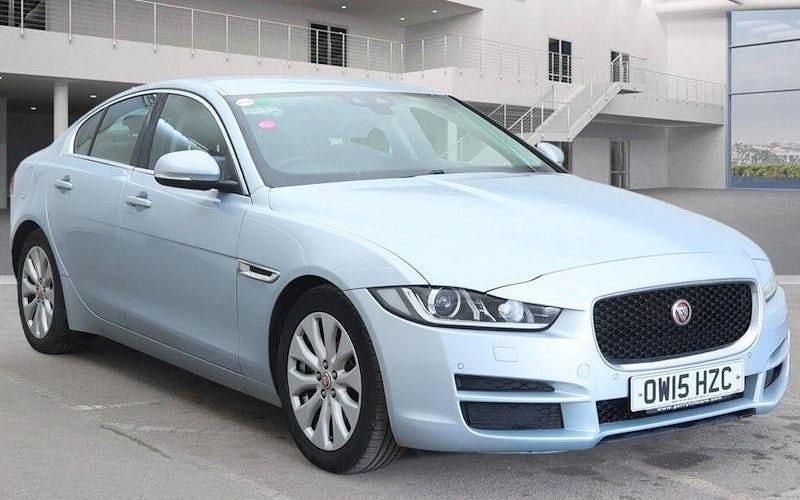 Used Jaguar XE Portfolio 163 HP (119 kW) 2019 Sedan