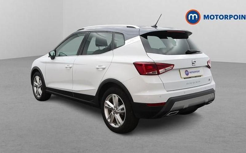 Used Seat Arona FR 110 HP (80 kW) 2021 White SUV