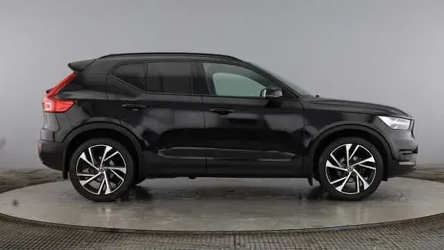 Used Volvo XC40 R-Design Pro 161 HP (118 kW) 2021 SUV