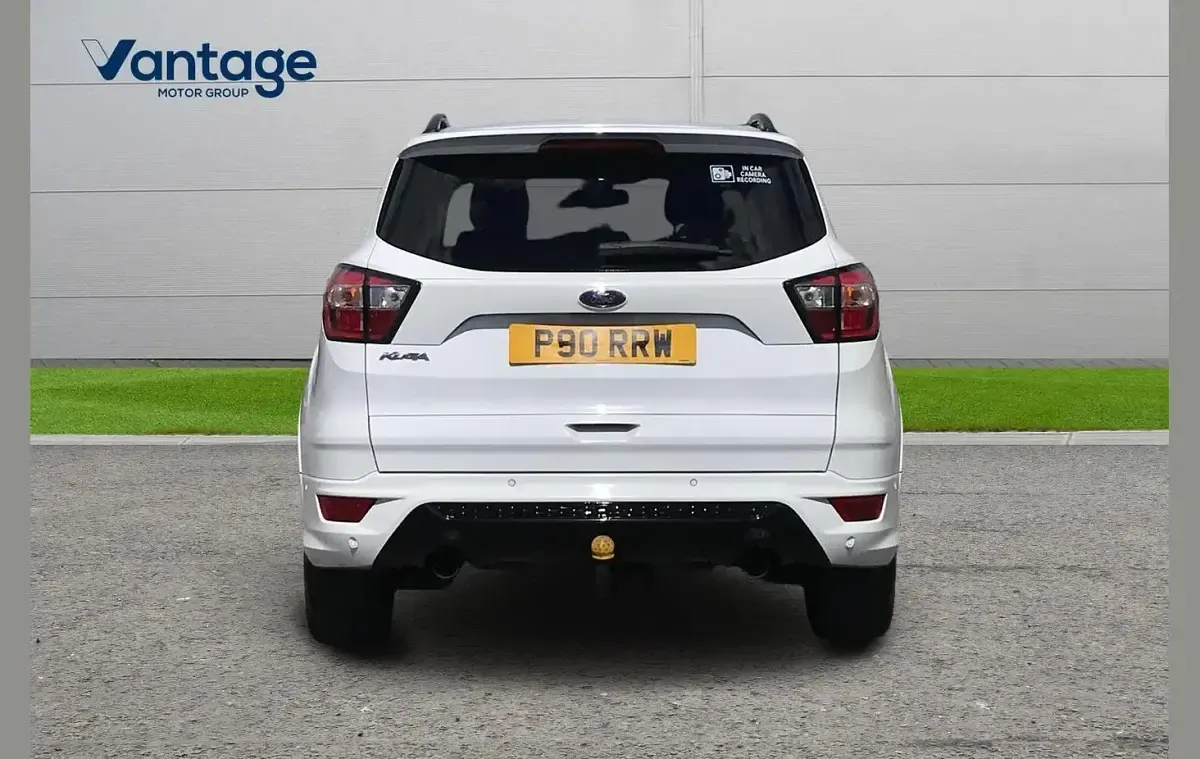 Used Ford Kuga ST-Line 177 HP (130 kW) 2019 White SUV