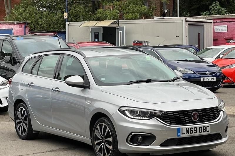 Used 2020 Fiat Tipo Lounge Estate | £8,795 (A bit pricey) - Image 1/1