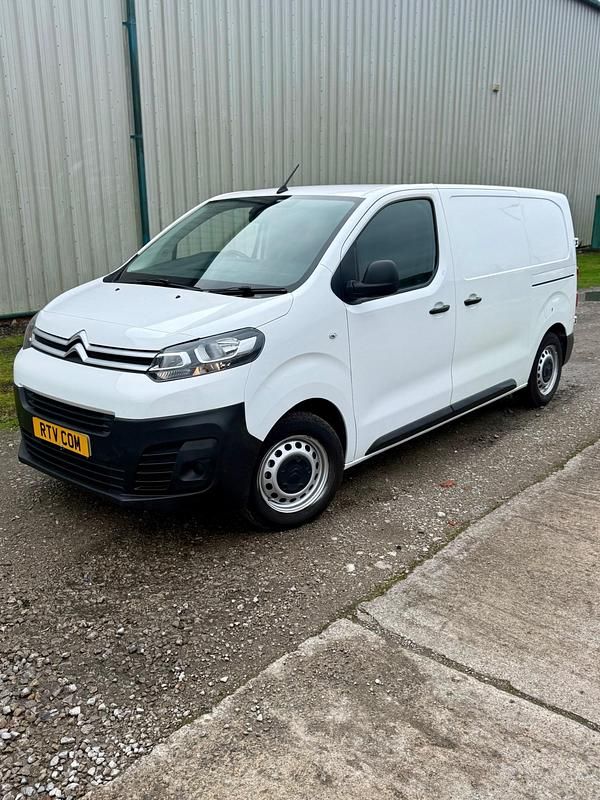 Used Citroën Dispatch 2021 White MPV