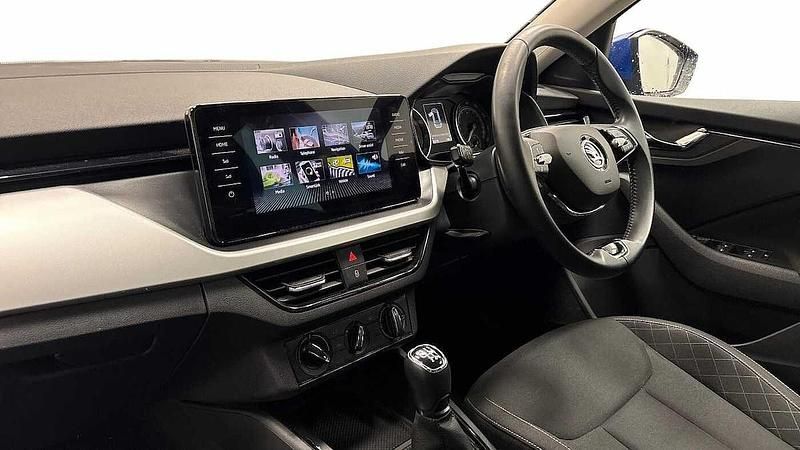 Used Skoda 110 R SE Drive 81 HP (59 kW) 2023 Energy blue Estate