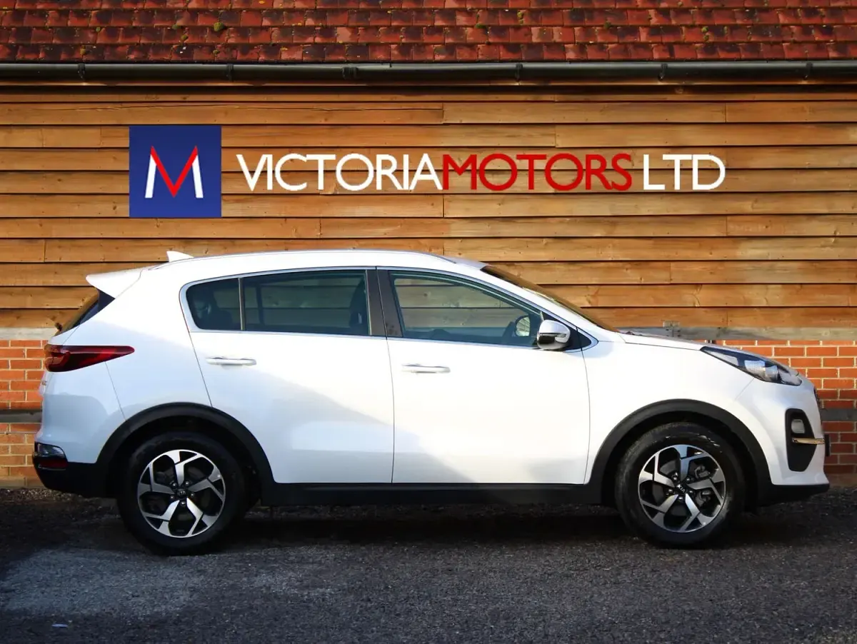 Used Kia Sportage 136 HP (100 kW) 2022 White SUV